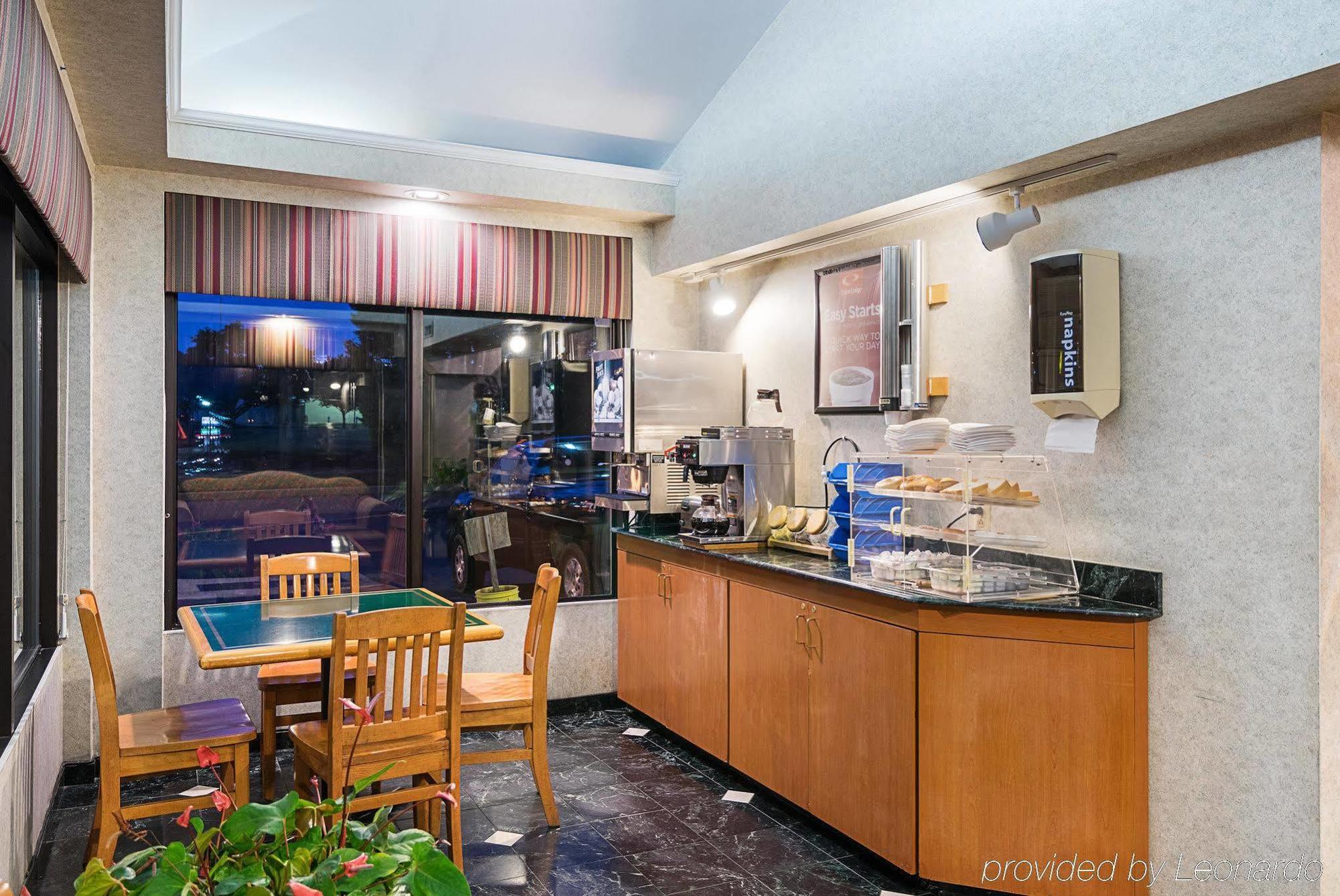 Travel Inn New Castle Airport Esterno foto
